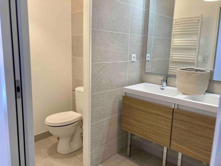 Quai Sud - Gare, 100 M2, Parking, Wifi, Superette, Lave Linge Apartment Angers Exterior photo
